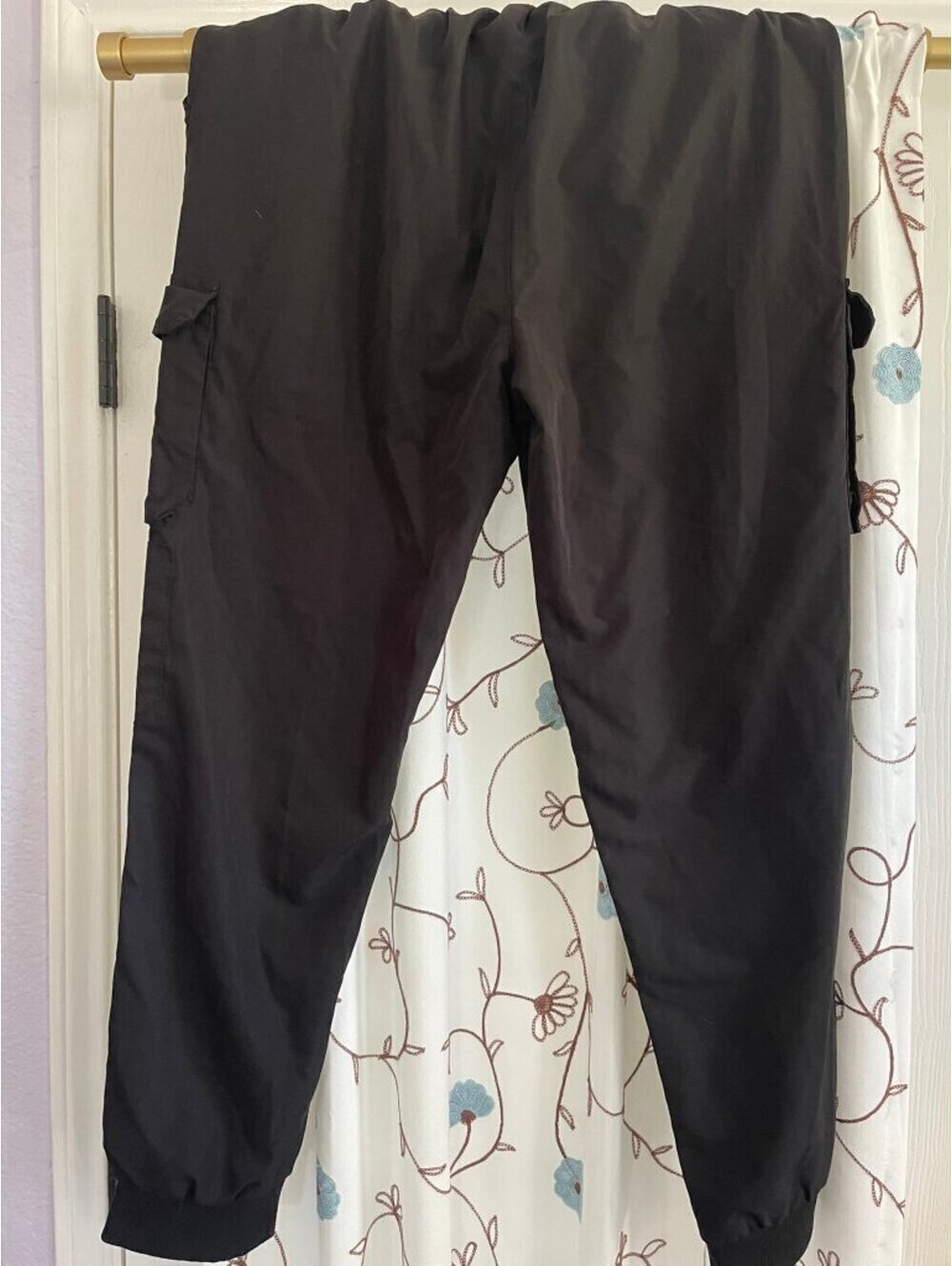 Boy's Sz 16 black cargo pants - Picture 5 of 11